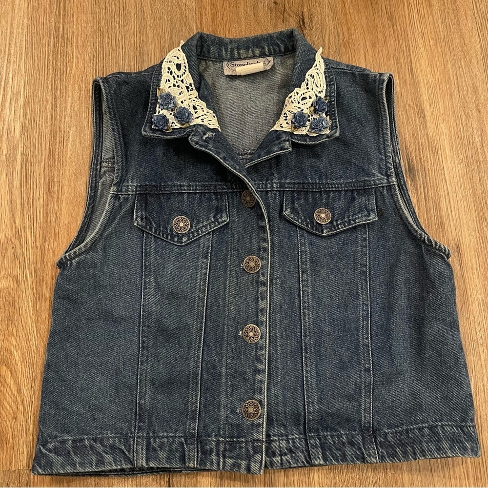 Vtg Stonebridge Jean Denim Vest Sz 8 Crocheted Lace Floral Cottagecore Grandma